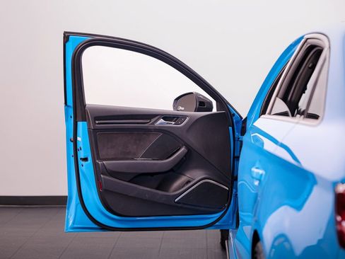 Used 2018 Audi RS 3 image 11