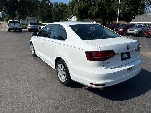 Used 2017 Volkswagen Jetta S FWD image 5