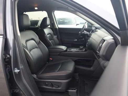 Certified 2025 Nissan Pathfinder SL AWD/4WD image 29
