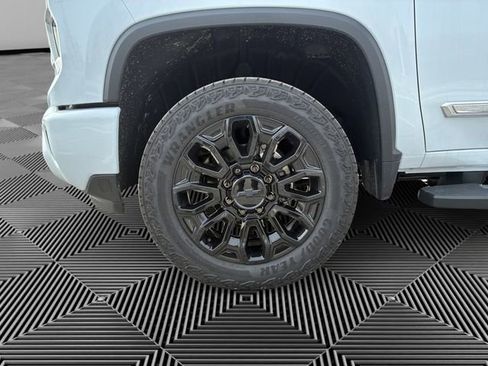 New 2026 Chevrolet Silverado 2500 High Country w/ High Country Premium Package image 9