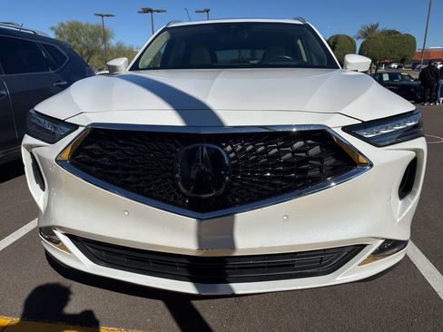 Used 2023 Acura MDX SH-AWD w/ Advance Package image 2