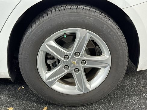 Used 2021 Chevrolet Malibu LS image 10