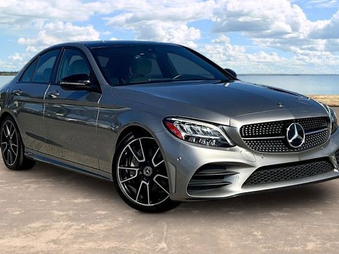 Used 2020 Mercedes-Benz C 300 Sedan image 3