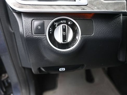 Used 2014 Mercedes-Benz E 350 Sedan image 10