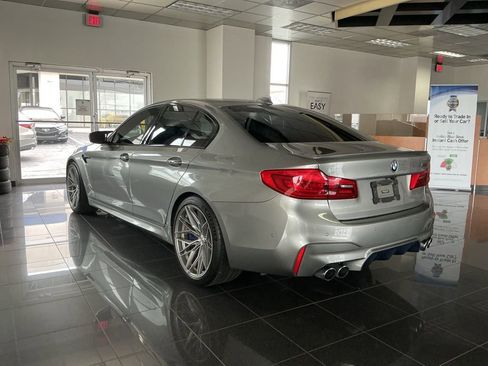 Used 2018 BMW M5 w/ Executive Package image 2