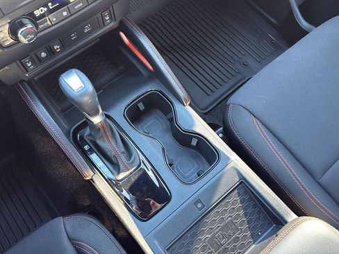 Used 2022 Nissan Frontier PRO-4X image 30