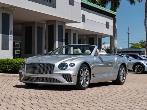 Used 2022 Bentley Continental GT AWD/4WD image 19