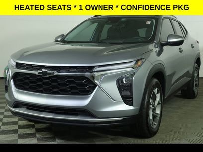 Used 2025 Chevrolet Trax LT w/ Driver Confidence Package
