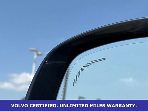Certified 2025 Volvo XC90 B6 Plus AWD/4WD image 38