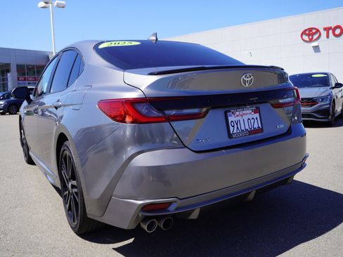 Used 2025 Toyota Camry XSE FWD image 8