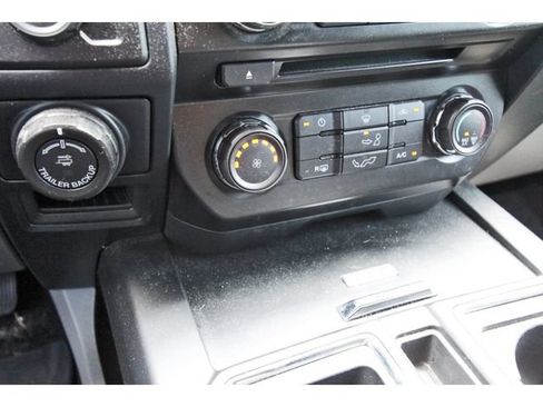 Used 2017 Ford F150 XL w/ Equipment Group 101A Mid AWD/4WD image 25