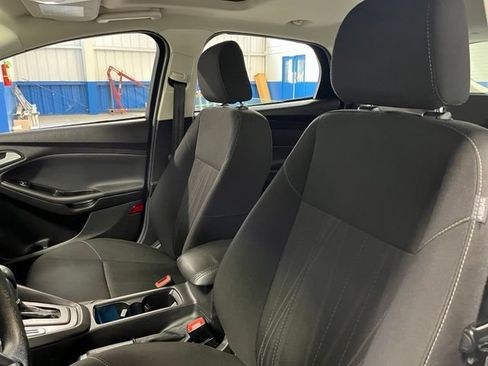 Used 2018 Ford Focus SEL FWD image 24