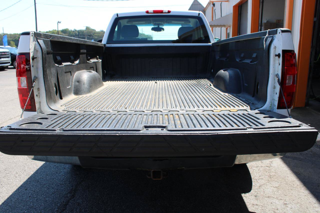 Used 2008 Chevrolet Silverado 1500 W/T RWD image 9