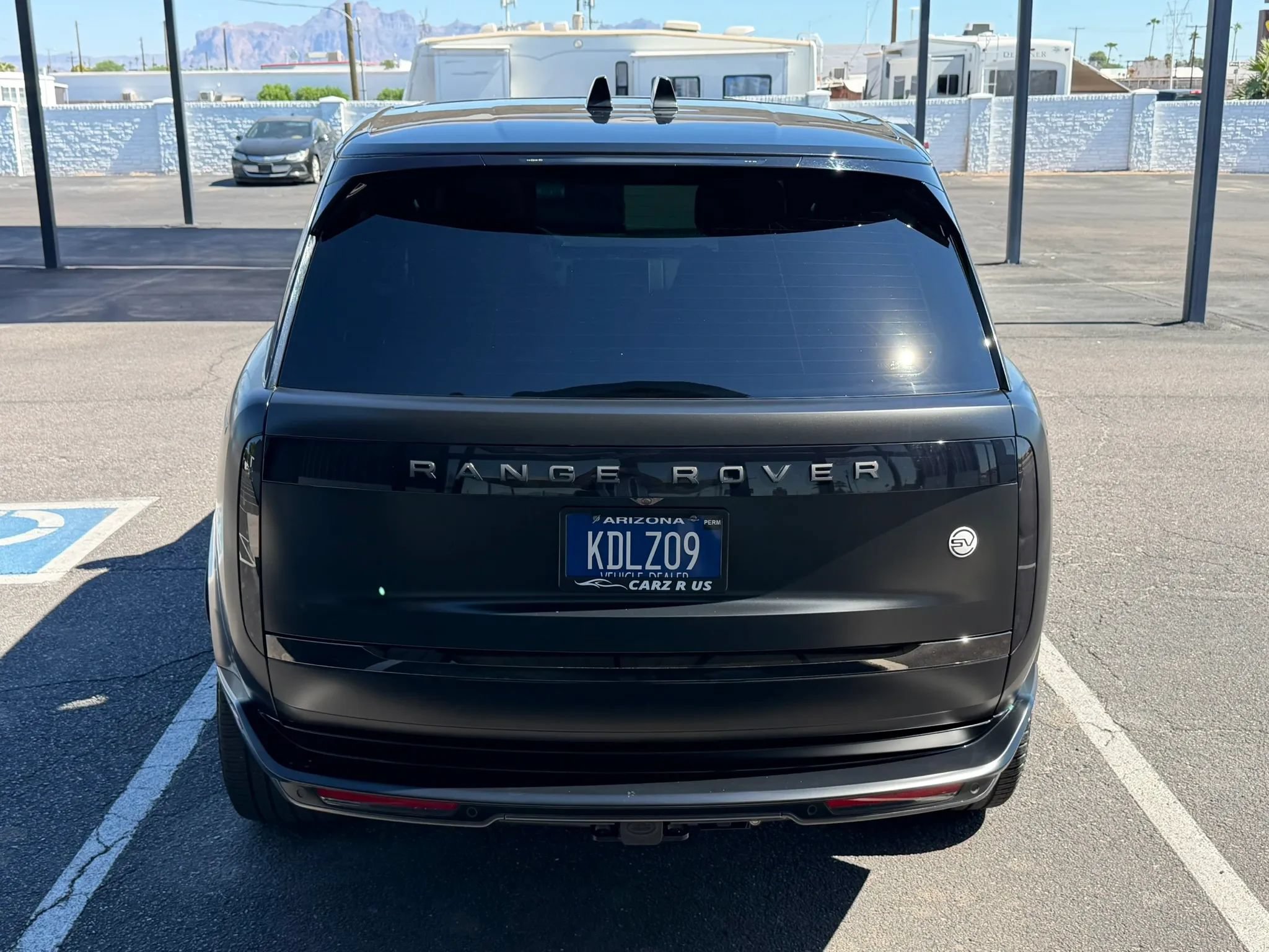 Used 2024 Land Rover Range Rover SV AWD/4WD image 8