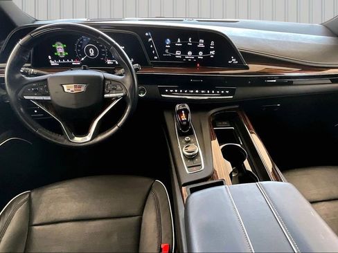 Used 2023 Cadillac Escalade Premium Luxury w/ Performance Package AWD/4WD image 6