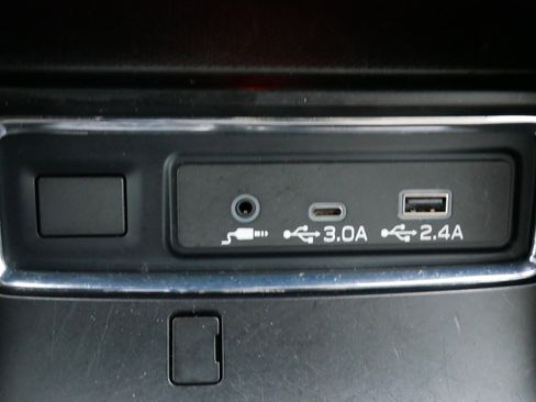 Certified 2023 Subaru Ascent Premium w/ Convenience Package image 29