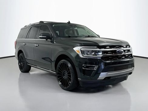 Used 2022 Ford Expedition Limited AWD/4WD image 4