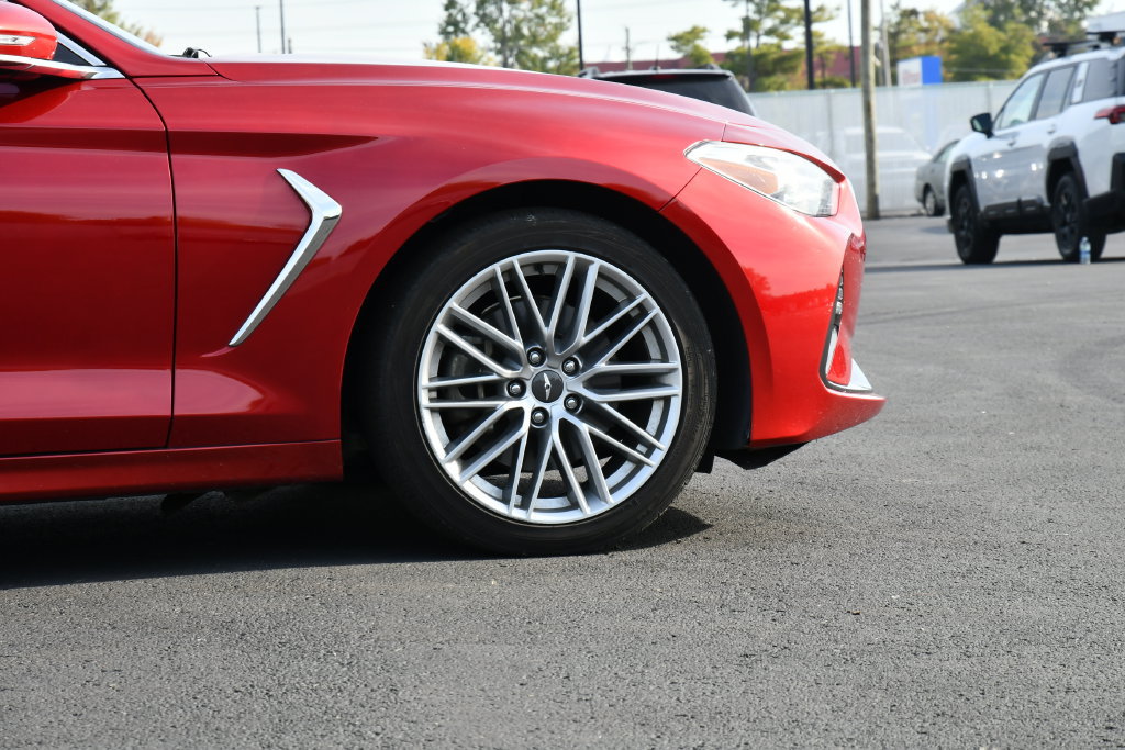 Used 2021 Genesis G70 2.0T w/ Elite Package RWD image 9