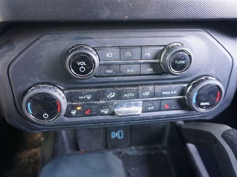 Used 2021 Ford Bronco First Edition image 10