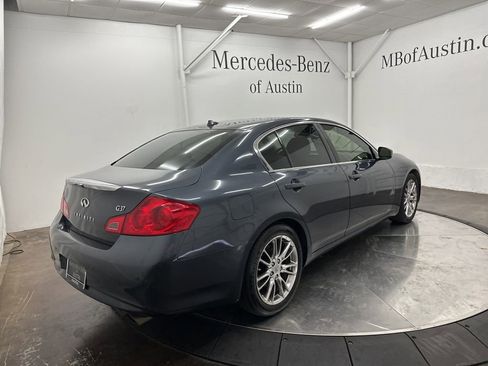 Used 2011 INFINITI G37 Journey w/ Premium Pkg image 7
