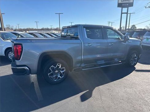 Used 2023 GMC Sierra 1500 SLT image 7