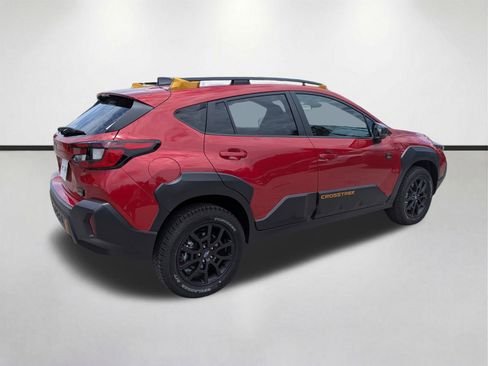 Used 2025 Subaru Crosstrek 2.5i Wilderness AWD/4WD image 4