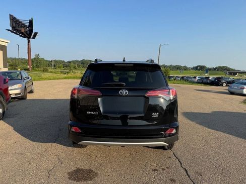 Used 2016 Toyota RAV4 XLE AWD/4WD image 15