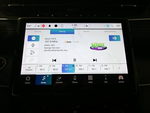 Used 2023 Jeep Grand Cherokee Limited image 27