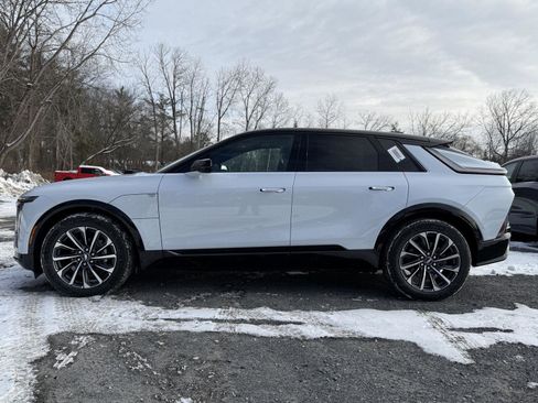 New 2026 Cadillac Lyriq Premium Sport image 8