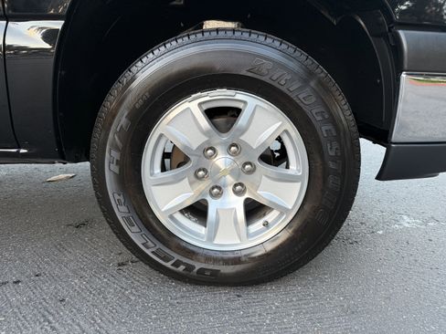 Used 2005 Chevrolet Avalanche LT w/ Preferred Equipment Group image 24