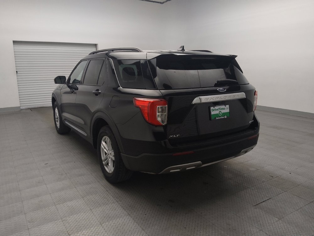 Used 2023 Ford Explorer XLT w/ Equipment Group 202A AWD/4WD image 5