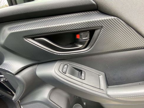 Used 2024 Subaru Crosstrek 2.0i Premium image 38