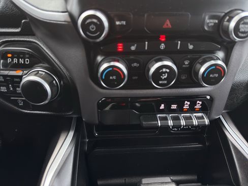 Used 2023 RAM 1500 Big Horn image 19