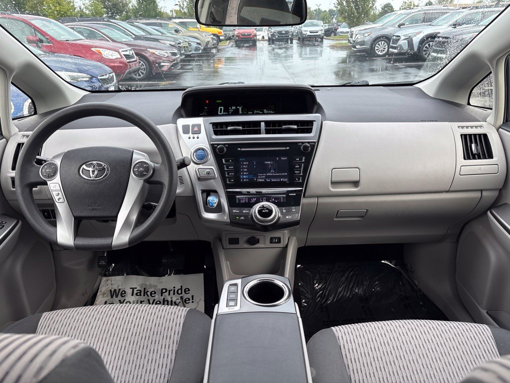 Used 2017 Toyota Prius V Two FWD image 13