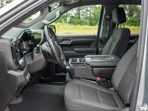 Used 2026 Chevrolet Silverado 1500 RST RWD image 12