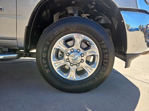 Certified 2024 RAM 2500 Big Horn w/ Bed Utility Group AWD/4WD image 11
