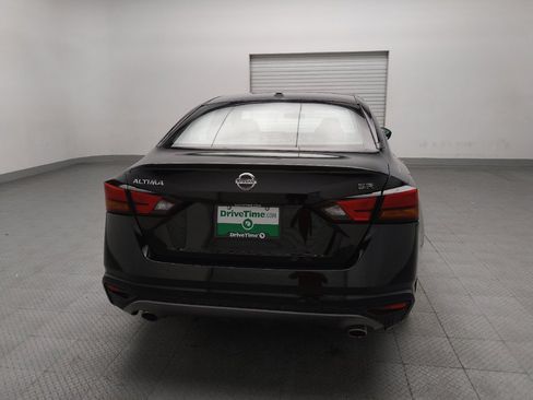 Used 2019 Nissan Altima 2.5 SR FWD image 7