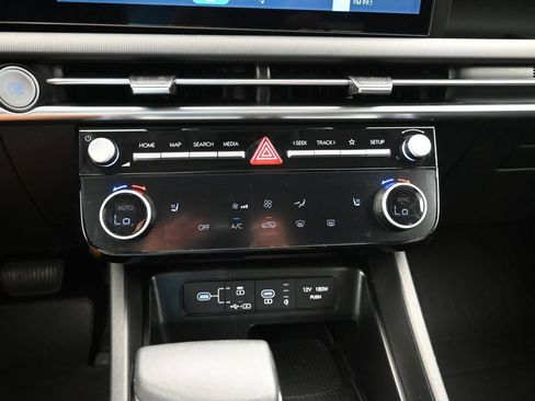 Used 2025 Hyundai Tucson SEL FWD image 17