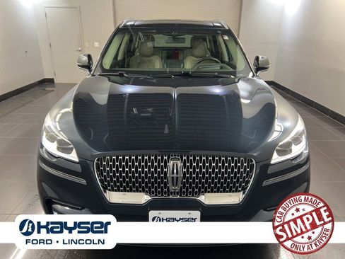 Used 2022 Lincoln Aviator Reserve w/ Equipment Group 201A image 2
