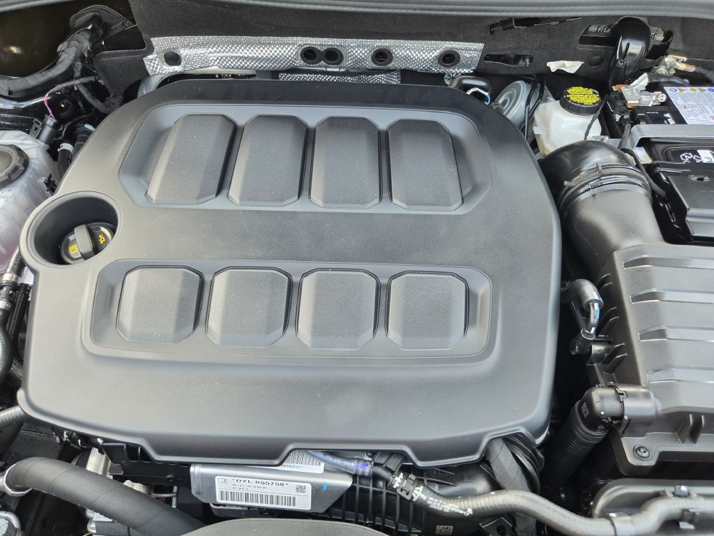 Used 2025 Volkswagen Tiguan SE R-Line AWD/4WD image 26