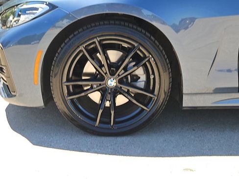 Used 2023 BMW 430i Coupe w/ M Sport Package image 21