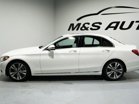 Used 2018 Mercedes-Benz C 300 Sedan image 5