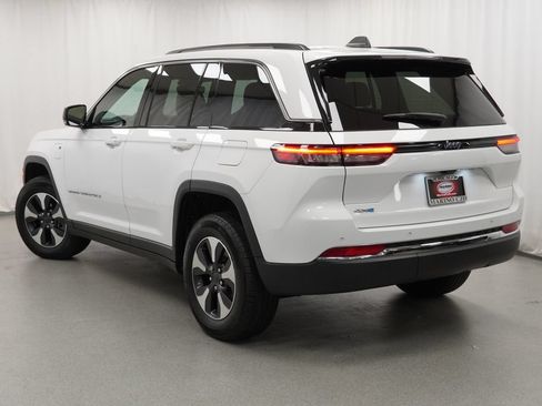 Certified 2024 Jeep Grand Cherokee Limited 4xe AWD/4WD image 25