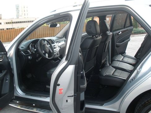 Used 2015 Mercedes-Benz ML 350 4MATIC image 23