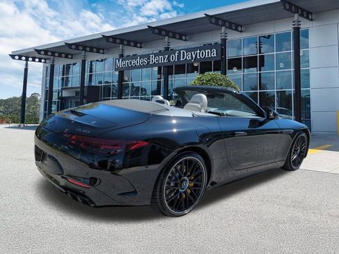 New 2026 Mercedes-Benz SL 63 AMG 4MATIC image 4