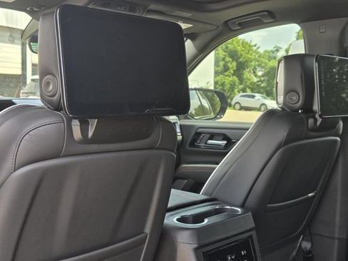 New 2026 GMC Yukon AT4 Ultimate AWD/4WD image 28