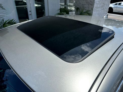 Used 2017 Lexus LS 460 image 10