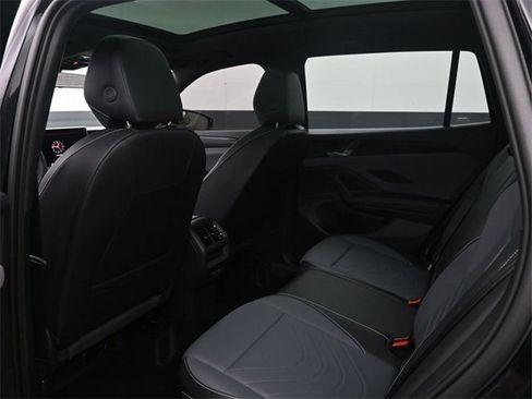 Used 2026 Volkswagen Tiguan SE R-Line image 16