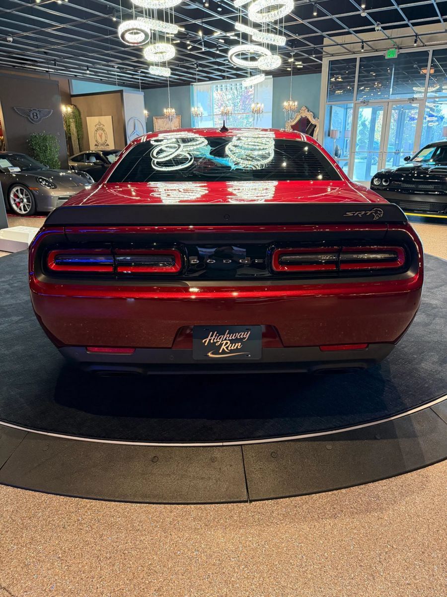 Used 2022 Dodge Challenger SRT Hellcat Redeye RWD image 7