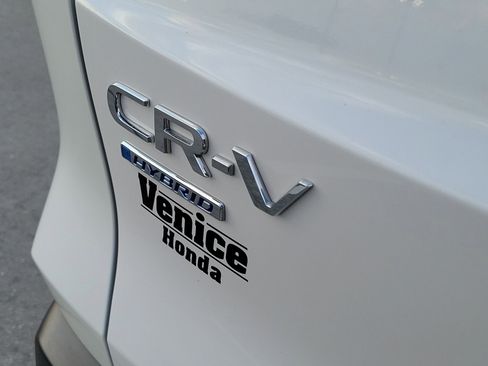Used 2025 Honda CR-V Sport-L image 11